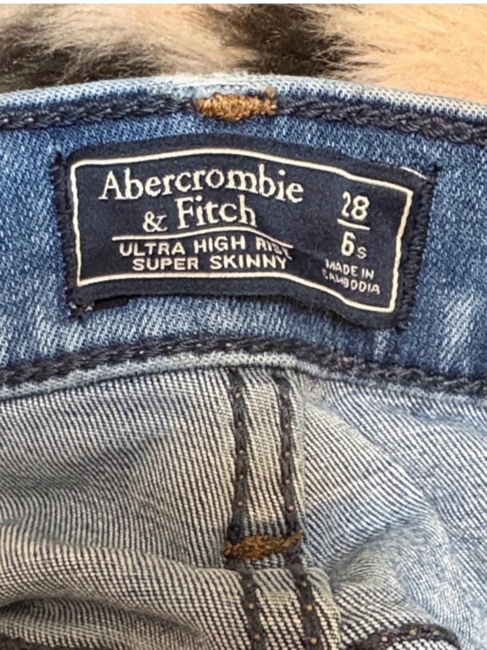 Abercrombie & Fitch Ultra High Rise Super Skinny Jeans Pre-owned Size 6P - Picture 2 of 2